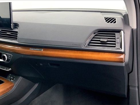 Certified 2023 Audi Q5 2.0T Premium Plus w/ Premium Plus Package image 16