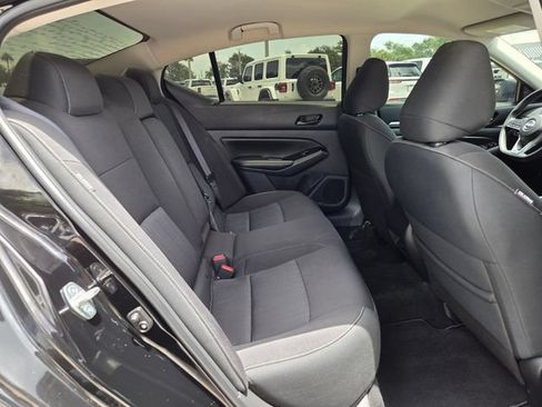 Used 2023 Nissan Altima 2.5 SV AWD/4WD image 18