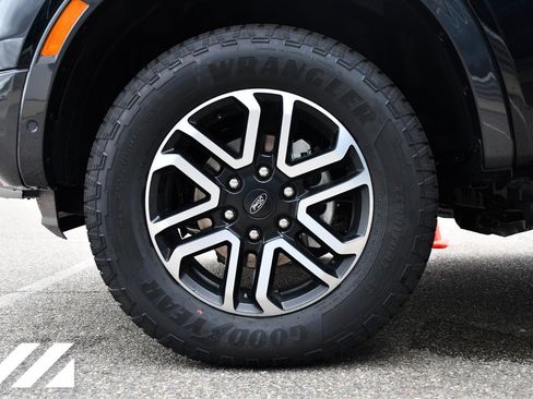 New 2024 Ford Ranger Lariat w/ Trailer Tow Package image 38