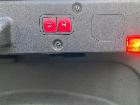 Used 2008 Mercedes-Benz CL 63 AMG image 24