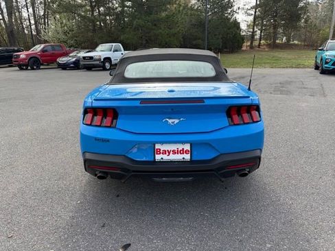 Used 2024 Ford Mustang Premium image 16