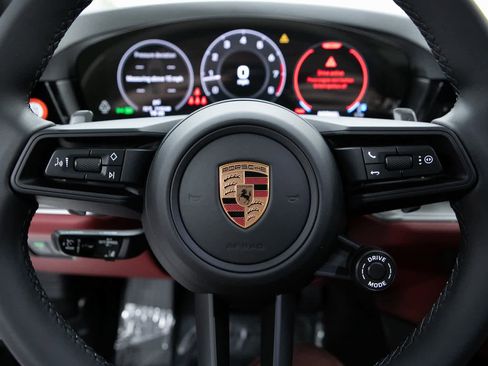 New 2026 Porsche Cayenne image 14