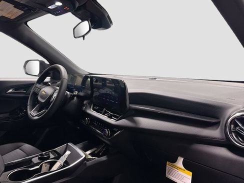 New 2027 Chevrolet Equinox LT FWD image 26