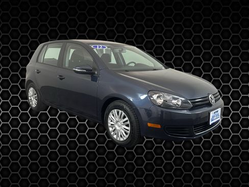 Used 2012 Volkswagen Golf 4-Door image 4
