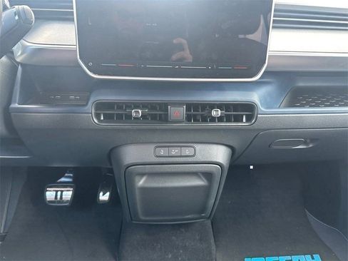 New 2025 Volkswagen ID. Buzz Pro S image 5