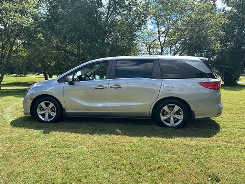 Used 2019 Honda Odyssey EX-L image 4