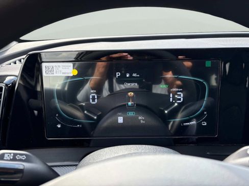 New 2025 Kia Sportage LX image 29