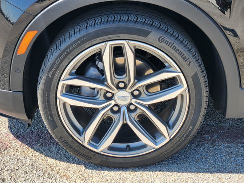 Certified 2023 Cadillac XT4 Sport FWD image 30