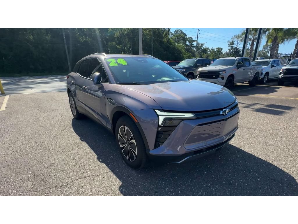 Used 2024 Chevrolet Blazer EV LT AWD/4WD image 8
