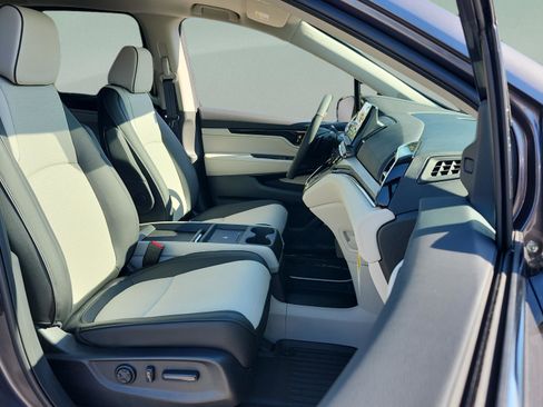 New 2026 Honda Odyssey Elite image 23