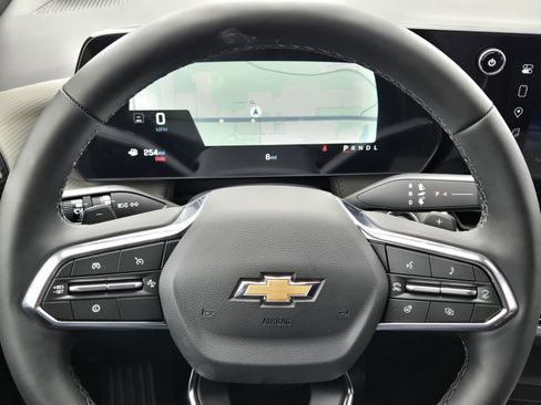 New 2026 Chevrolet Equinox LT image 14