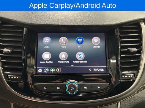 Used 2022 Chevrolet Trax LT w/ LT Convenience Package AWD/4WD image 4