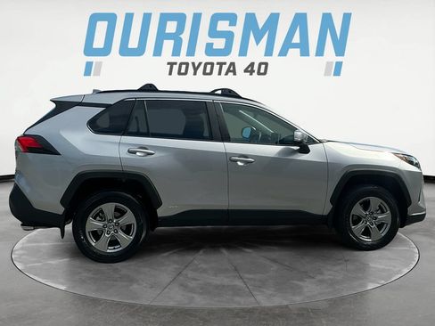 Certified 2025 Toyota RAV4 XLE AWD/4WD image 9