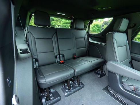 Used 2025 GMC Yukon Denali w/ Denali Reserve Package AWD/4WD image 26