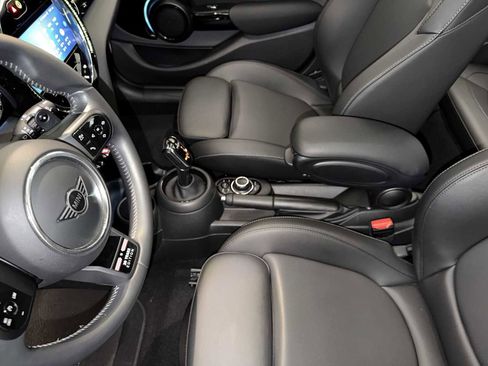 Used 2023 MINI Cooper S image 19