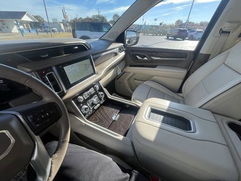 Used 2022 GMC Yukon Denali image 14