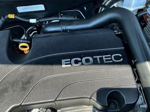 Used 2019 Chevrolet Equinox LT image 34