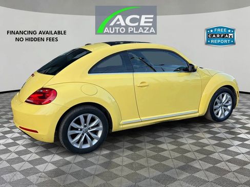 Used 2013 Volkswagen Beetle TDI image 5