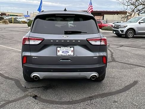 Used 2022 Ford Escape SEL w/ Technology Package image 4
