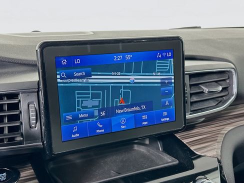 Used 2024 Ford Explorer Limited image 22