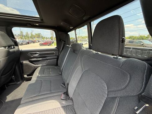 Used 2025 RAM 1500 Big Horn AWD/4WD image 25