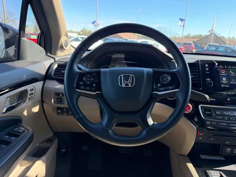 Used 2022 Honda Pilot Elite image 32