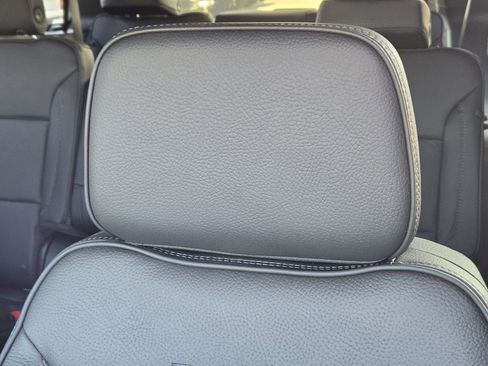 New 2026 GMC Yukon Denali w/ Sun & Power Step Package image 18