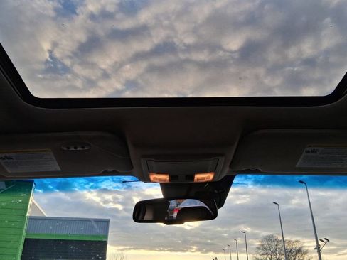 Used 2012 Ford Taurus Limited image 10