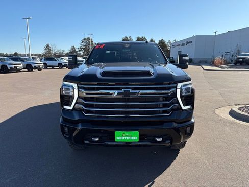 Used 2024 Chevrolet Silverado 2500 High Country w/ High Country Premium Package image 8