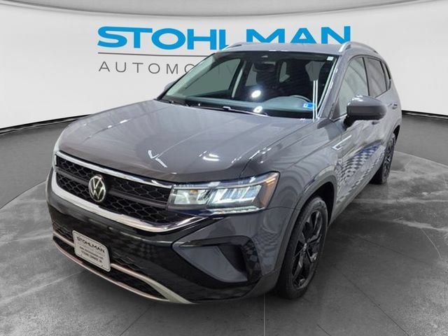 Used 2022 Volkswagen Taos SE AWD/4WD image 11