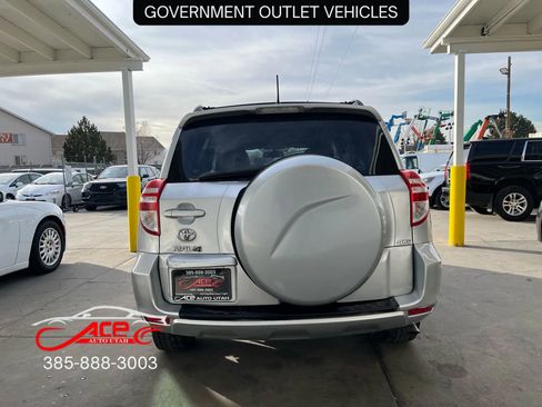 Used 2012 Toyota RAV4 Sport Utility 4D image 6