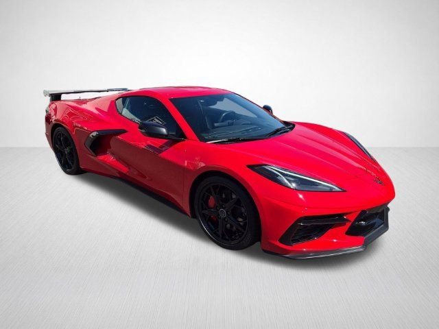 Used 2022 Chevrolet Corvette Stingray Preferred Cpe w/ Z51 Performance Package RWD image 4