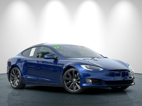 Used 2017 Tesla Model S 75 image 2