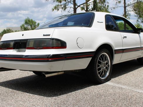 Used 1988 Ford Thunderbird RWD image 19