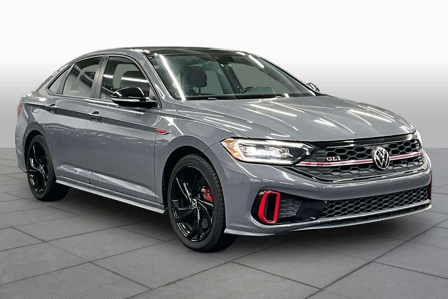Used 2023 Volkswagen Jetta GLI Autobahn FWD image 2