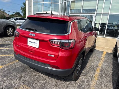 Used 2020 Jeep Compass Latitude AWD/4WD image 5
