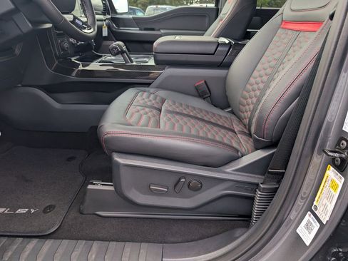 New 2025 Ford F150 Lariat w/ Equipment Group 501A Mid image 13