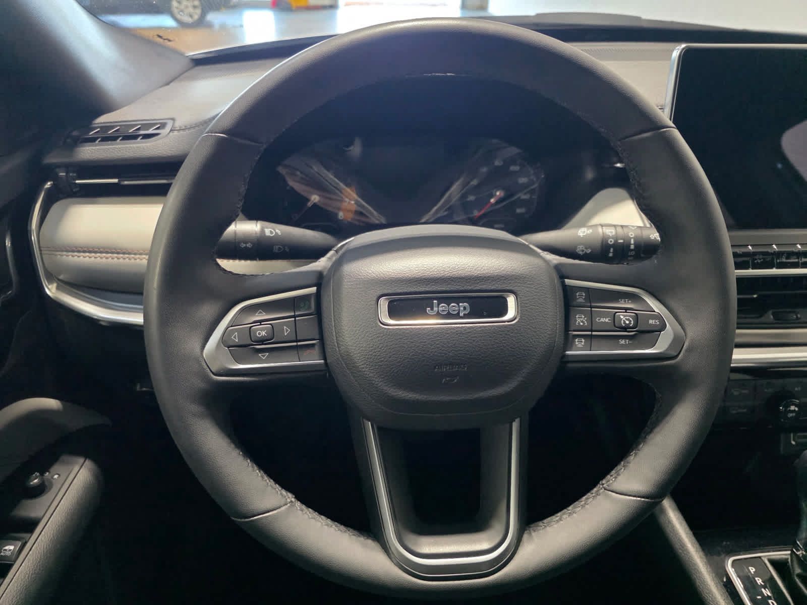 Used 2024 Jeep Compass Limited AWD/4WD image 17