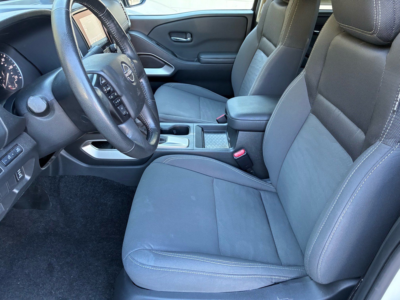 Used 2024 Nissan Frontier SV w/ SV Convenience Package RWD image 9