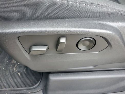 Used 2023 Chevrolet Silverado 1500 Custom Trail Boss image 20