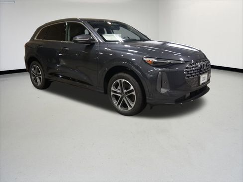 New 2026 Audi Q5 Premium Plus image 7