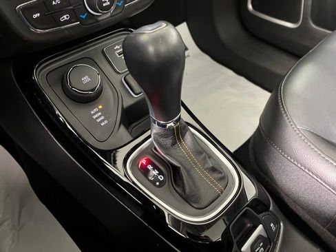 Used 2020 Jeep Compass Limited image 35