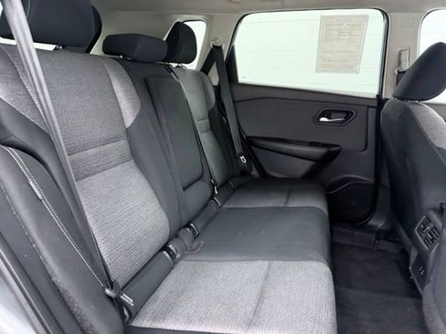 Used 2023 Nissan Rogue SV AWD/4WD image 21