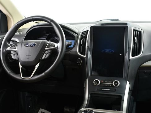 Used 2023 Ford Edge SEL AWD/4WD image 8