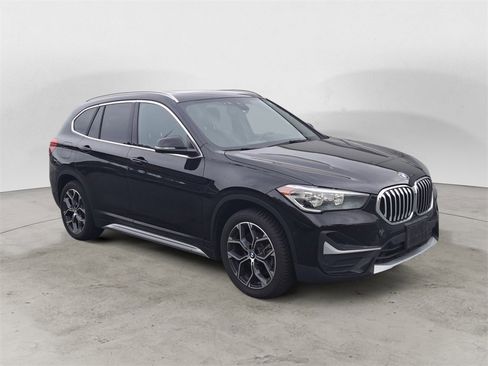 Used 2022 BMW X1 xDrive28i w/ Convenience Package image 1