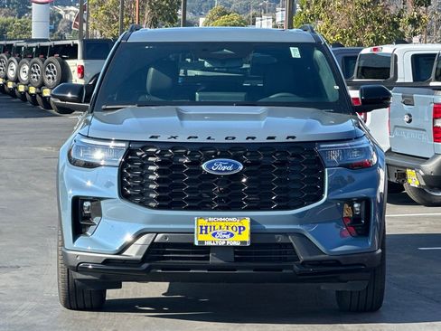 New 2026 Ford Explorer ST-Line image 9