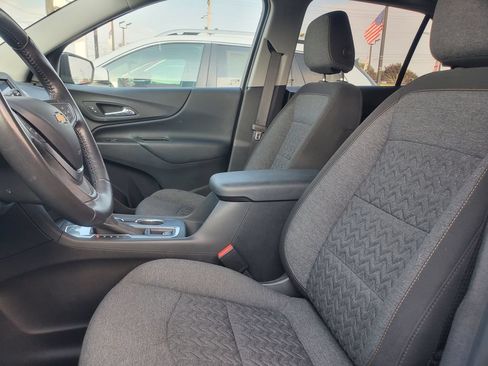 Used 2022 Chevrolet Equinox LT FWD image 5