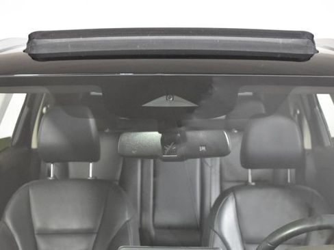 Certified 2023 Nissan Rogue SL image 38