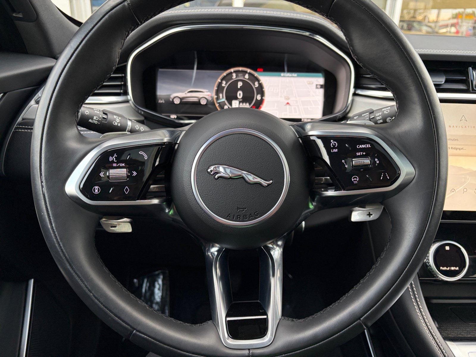 Used 2026 Jaguar F-PACE R-Dynamic S AWD/4WD image 9
