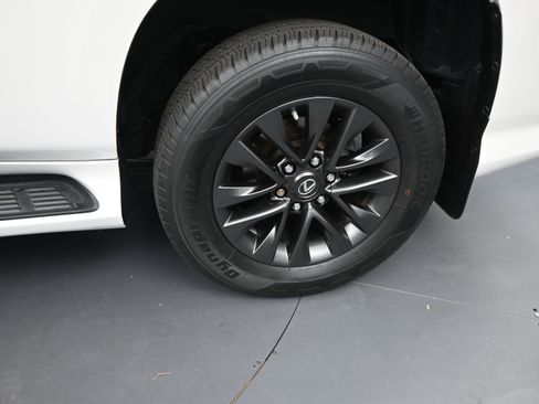 Used 2021 Lexus GX 460 Premium image 19